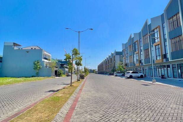 Sewa Ruko Eastern Park Blok B Lt 1 Ada Space Terbuka Parkir Luas