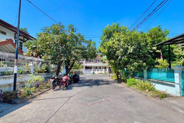 Jual Rumah Baru Wisma Mukti Klampis Anom 2 Lantai Lokasi Prime