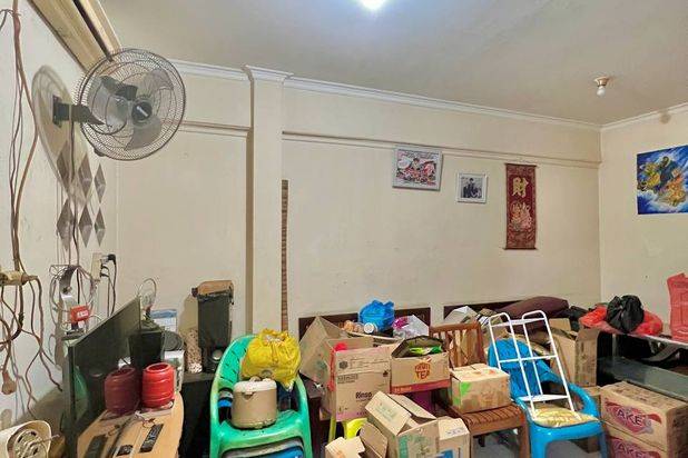 Jual Cepat Rumah Simpang Darmo Permai Selatan 2 Lantai Ada Bonus