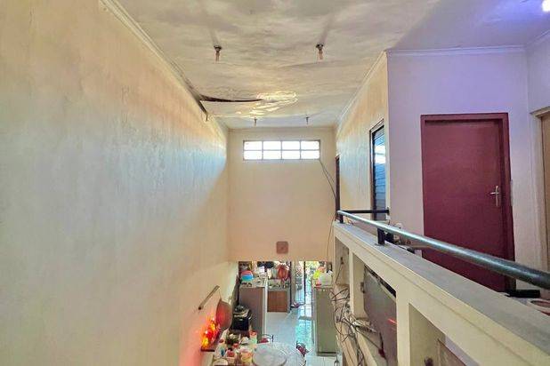 Jual Cepat Rumah Simpang Darmo Permai Selatan 2 Lantai Ada Bonus