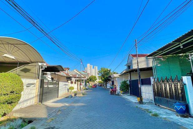 Jual Cepat Rumah Simpang Darmo Permai Selatan 2 Lantai Ada Bonus