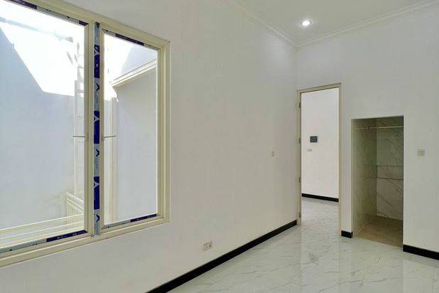 Jual Rumah Baru Minimalis Mulyosari Utara 2 Lt Full Hadap Selatan