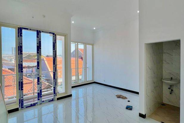 Jual Rumah Baru Minimalis Mulyosari Utara 2 Lt Full Hadap Selatan