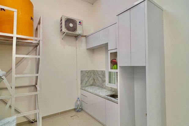 Jual Rumah Sukolilo Dian Regency 1 Full Renov 1,5 Lt Semi Furnish