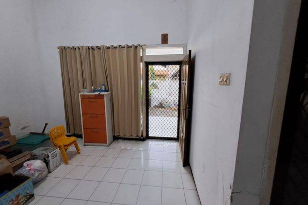 Jual Rumah Siap Huni Babatan Pantai 1 Lantai Lebar 10 Hadap Utara