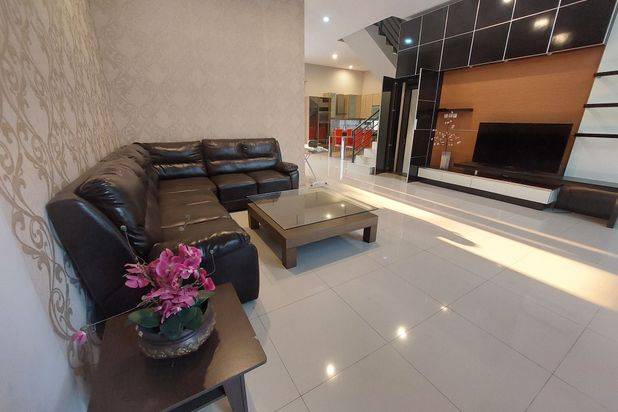 Dijual Rumah Bagus di Cibogo Sarijadi. Dekat Tol Pasteur dan Universitas Maranatha