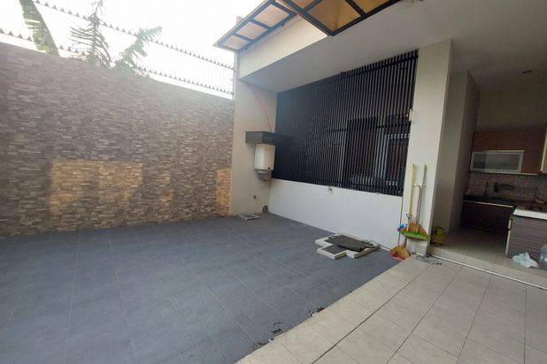 Dijual Rumah Bagus di Cibogo Sarijadi. Dekat Tol Pasteur dan Universitas Maranatha