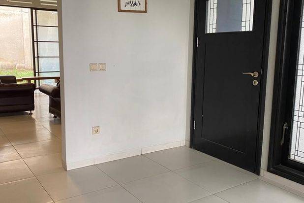 Disewakan Rumah Tatar Gurugan Tangan Kota Baru Parahyangan