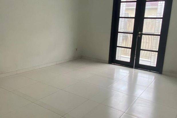 Disewakan Rumah Tatar Gurugan Tangan Kota Baru Parahyangan