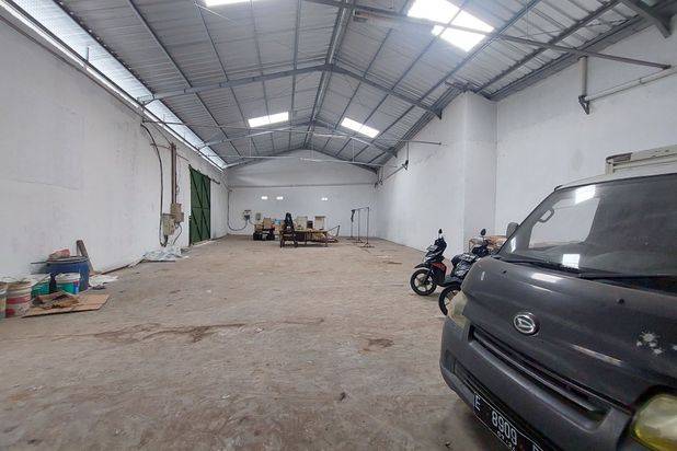 Dijual/Disewakan Gudang dan Rumah di Mainroad Cibaduyut Dekat M Square