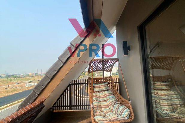 Dijual Rumah 3 Lantai New Cluster Viola Residence Type 8, Summarecon Crown Gading, Bekasi, Jawa Barat