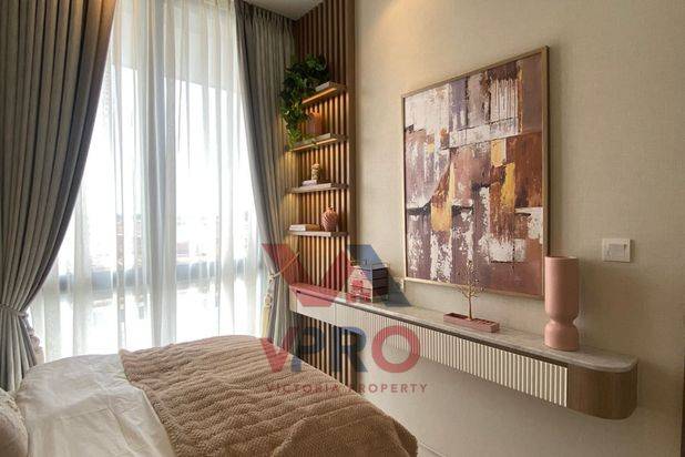 Dijual Rumah 3 Lantai New Cluster Viola Residence Type 8, Summarecon Crown Gading, Bekasi, Jawa Barat