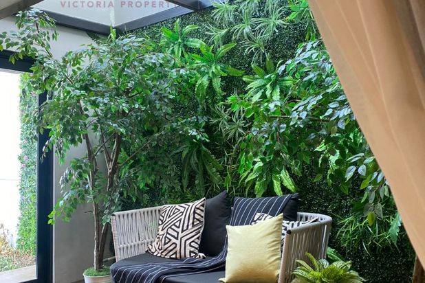 Dijual Rumah 3 Lantai New Cluster Viola Residence Type 8, Summarecon Crown Gading, Bekasi, Jawa Barat