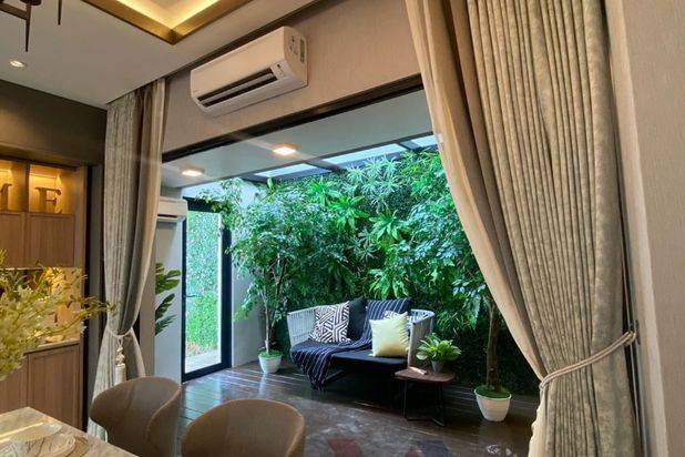 Dijual Rumah 3 Lantai New Cluster Viola Residence Type 8, Summarecon Crown Gading, Bekasi, Jawa Barat
