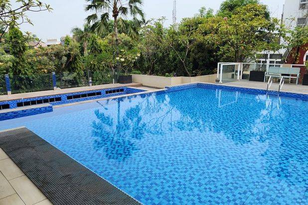 Disewakan Murah Town House Premium The Kew Residence Include 8 Ac, Kelapa Gading 028