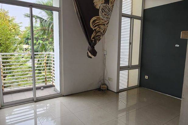 Disewakan Murah Town House Premium The Kew Residence Include 8 Ac, Kelapa Gading 028