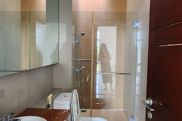 Disewakan Murah Town House Premium The Kew Residence Include 8 Ac, Kelapa Gading 028