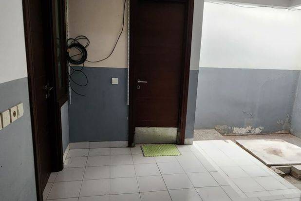 Disewakan Murah Town House Premium The Kew Residence Include 8 Ac, Kelapa Gading 028