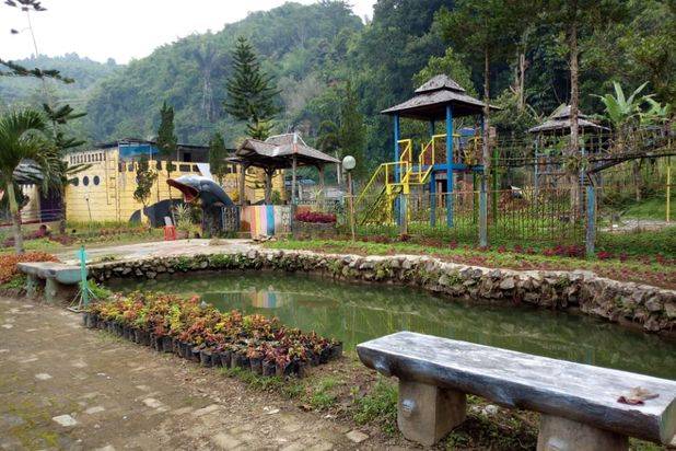 Dijual Cepat Tempat Rekreasi Lokasinya Strategis Hanya 3km Dari Guci, Bumijawa,tegal 022