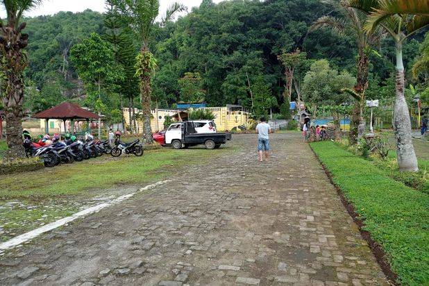 Dijual Cepat Tempat Rekreasi Lokasinya Strategis Hanya 3km Dari Guci, Bumijawa,tegal 022
