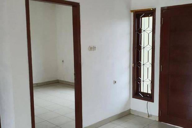 Disewakan Cepat Rumah Siap Huni 2 Lantai di Gading Griya Lestari, Kelapa Gading 013