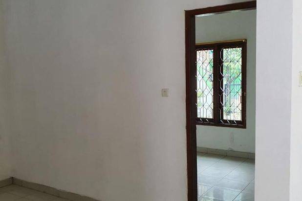 Disewakan Cepat Rumah Siap Huni 2 Lantai di Gading Griya Lestari, Kelapa Gading 013