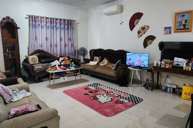 Dijual Harga Murah Cluster Victoria Rumah Lebar 10 Hadap Selatan Sudah Ada Kanopi, Cakung 028