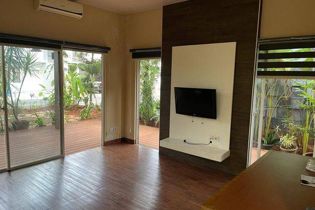 Dijual Cluster Alamanda Hook Hunian Mewah 2 Lantai Semi Furnish, Jakarta Garden City, Cakung 015