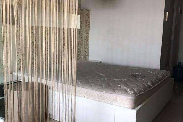 1 BR Ada Ruang Tamu Apartemen Metropolis Furnish Dekat Ubaya