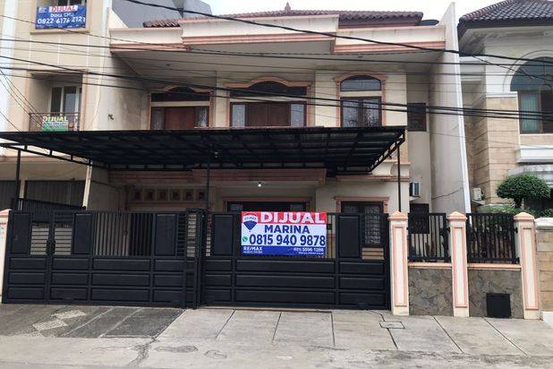 Rumah Mewah Boulevard di Taman Surya Siap Huni
