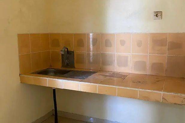 Dijual Rumah Sinar Medayu Selatan Rungkut Surabaya Ron.a1254