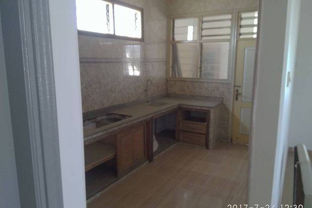 Dijual Ruko Raya Dharmawangsa Gubeng Surabaya Ron.a1256