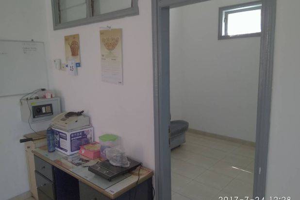 Disewakan Ruko Raya Dharmawangsa Gubeng Surabaya Ron.a1257