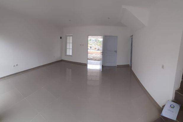 Rumah Nyaman 2 Lantai di Srimaya View Cilame Ngamprah