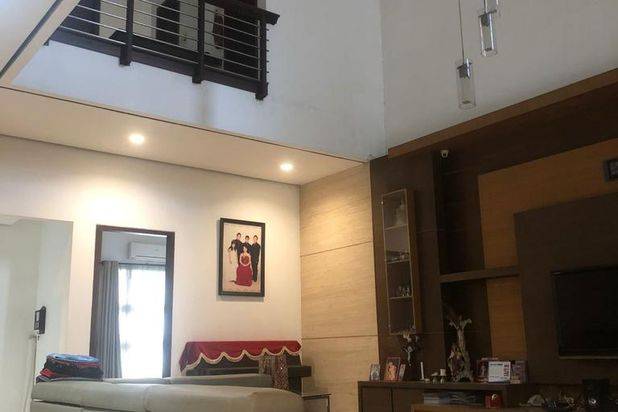 Rumah Cantik Siap Huni di Komplek Mekar Wangi