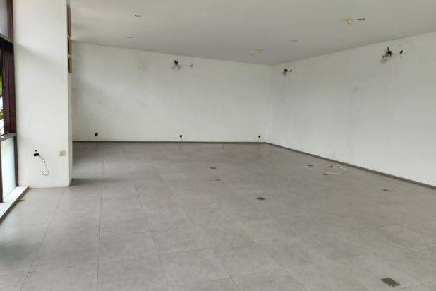 Tempat Usaha Kantor Sayap Pajajaran Siap Pakai
