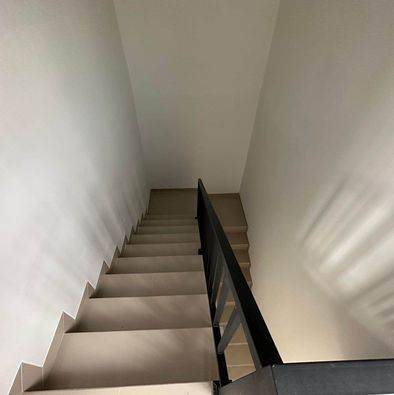 Dijual Rumah 2 Lantai Azure Bay Kosongan Full Renov