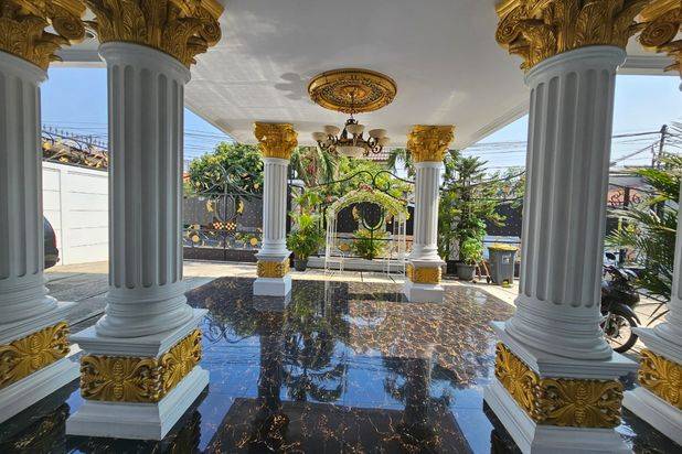 Dijual Rumah Mewah di Jantung Kota Bekasi