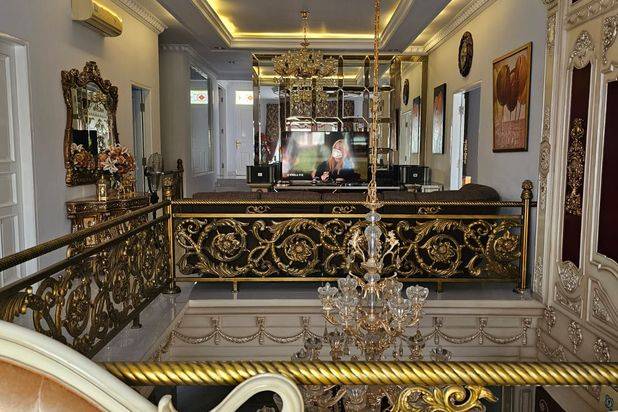 Dijual Rumah Mewah di Jantung Kota Bekasi