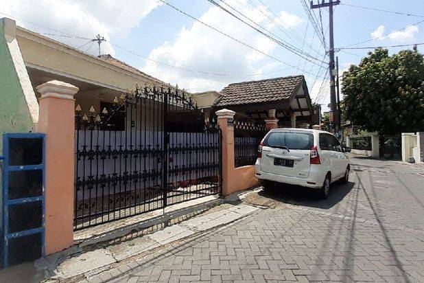 DI JUAL RUMAH KUTISARI SELATAN SURABAYA DEKAT RUNGKUT INDUSTRI