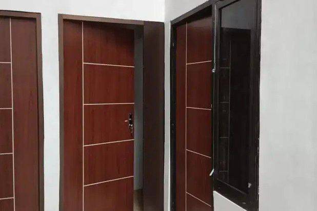 DI JUAL RUMAH USAHA MANUKAN KULON SURABAYA