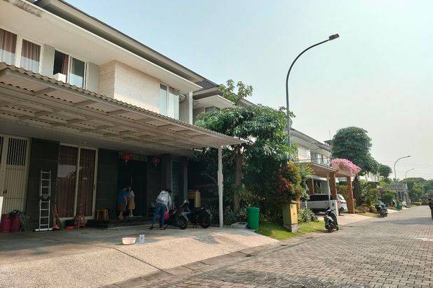Rumah Furnish di Wisata Bukit Mas Cluster Grand Palais Surabaya