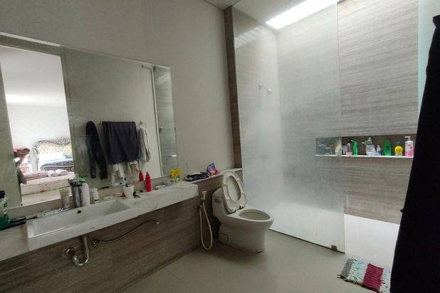 Rumah Furnish di Wisata Bukit Mas Cluster Grand Palais Surabaya
