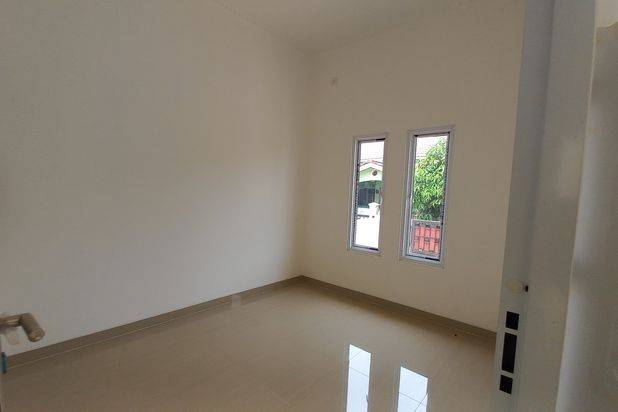 Rumah Cantik Termurah Di Dalam Komplek Di Dkuh Zamrud Bekasi