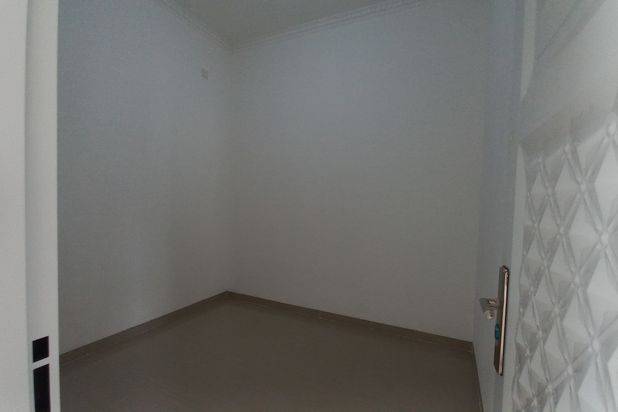 Rumah Cantik Termurah Di Dalam Komplek Di Dkuh Zamrud Bekasi
