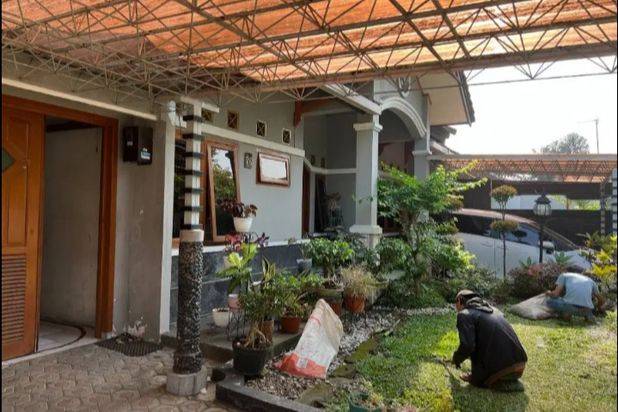 Rumah Luas Area Dekat Puridago Antapani Bandung