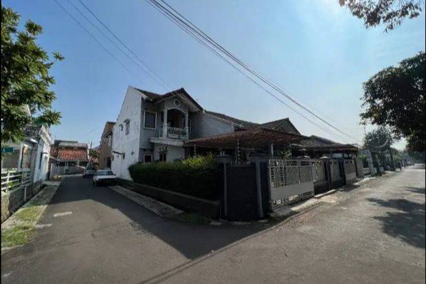 Rumah Luas Area Dekat Puridago Antapani Bandung