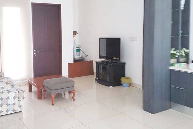 Rumah Asri Semi Furnished di Komp Setra Duta, Bandung