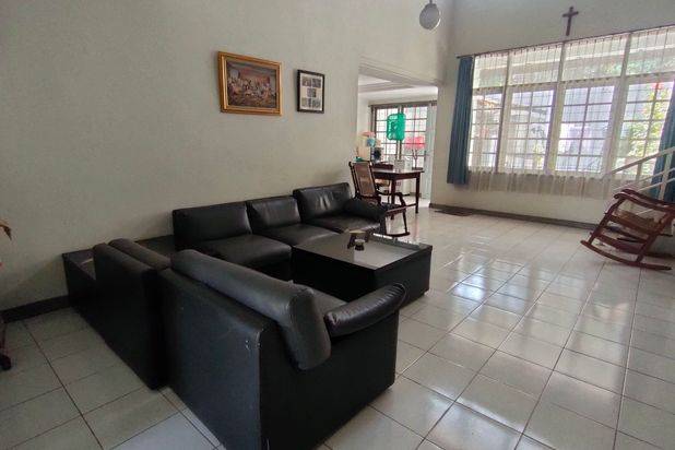 Dijual Rumah di Kopo Permai SHM Bagus Terawat
