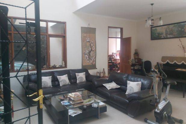 Dijual Rumah di Sayap Pajajaran 2 Lantai SHM Bagus nego abis!